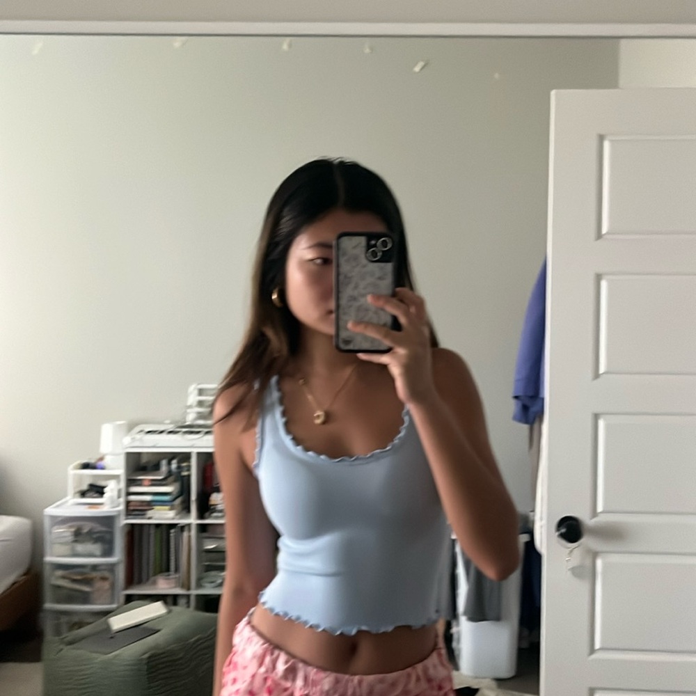 baby blue tank top